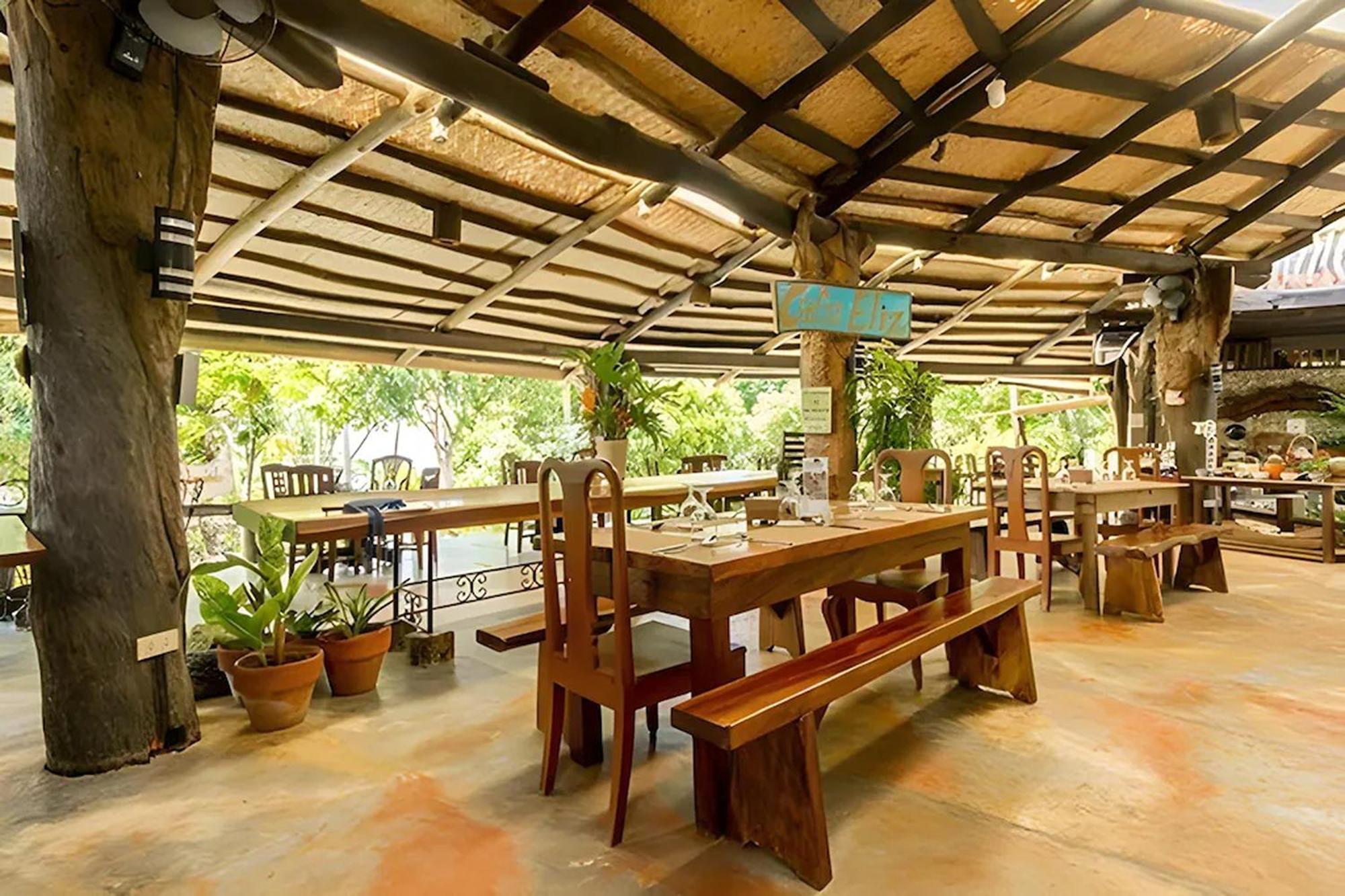 Oldwoods By The Sea Nature Resort Bani Pangasinan Exterior foto